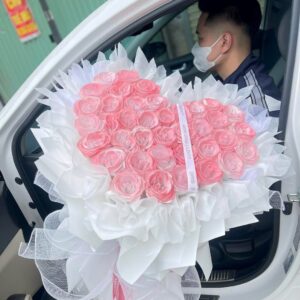 hoa nhũ hồng trái tim 50 bông